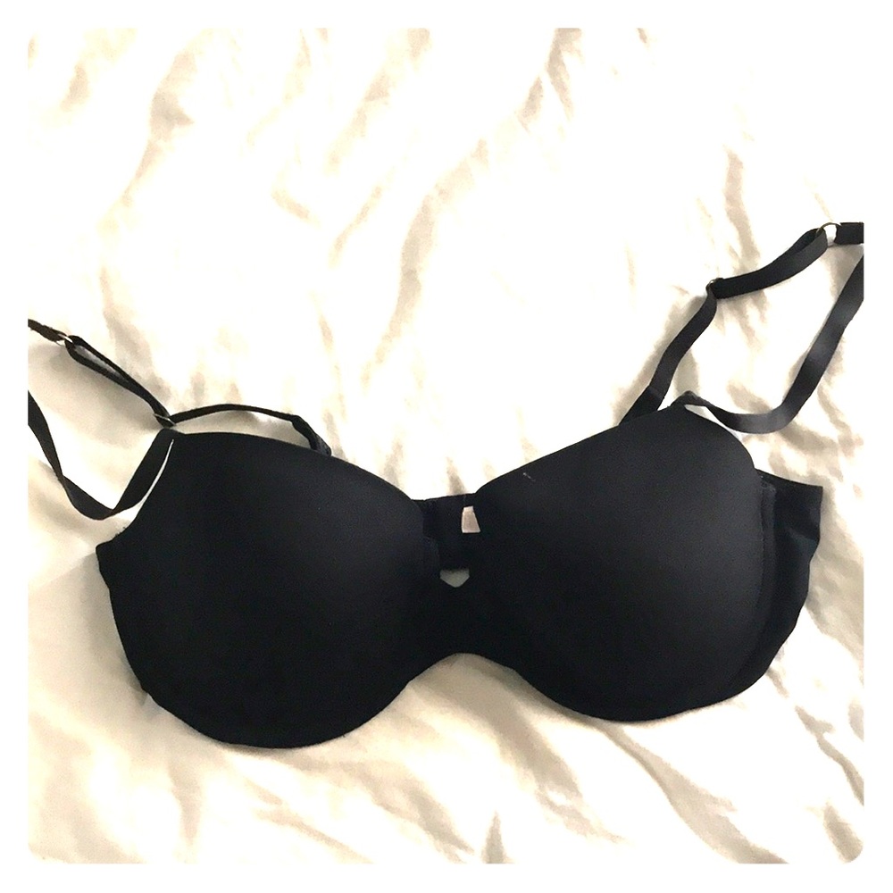36D Victoria's Secret balcony bra